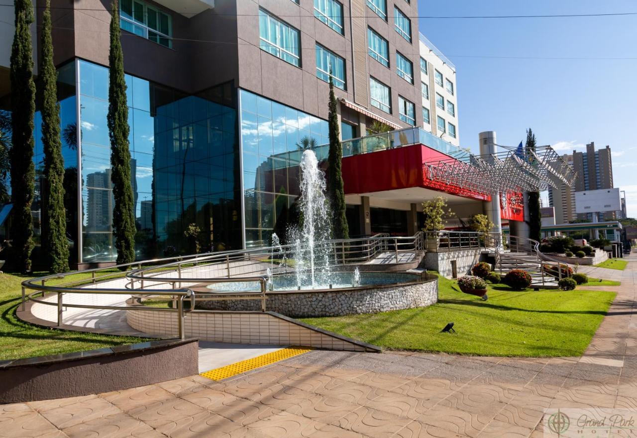 Hotel Grand Park カンポ・グランデ エクステリア 写真