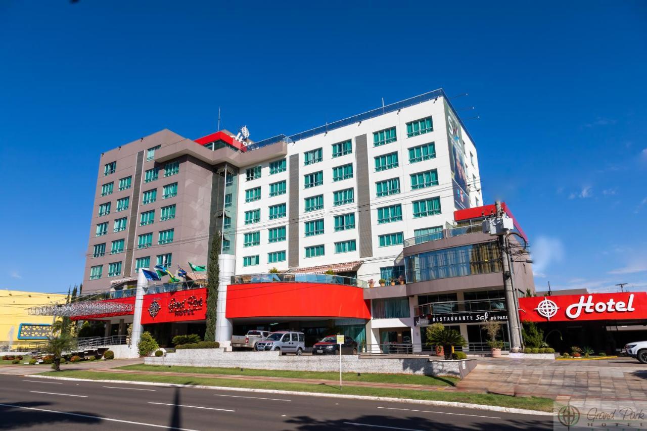 Hotel Grand Park カンポ・グランデ エクステリア 写真